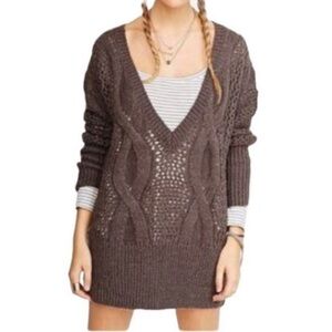Urban Outfitters Kimchi Blue Brown Cable Knit Sweater Deep V Neck Ribbed Hem M